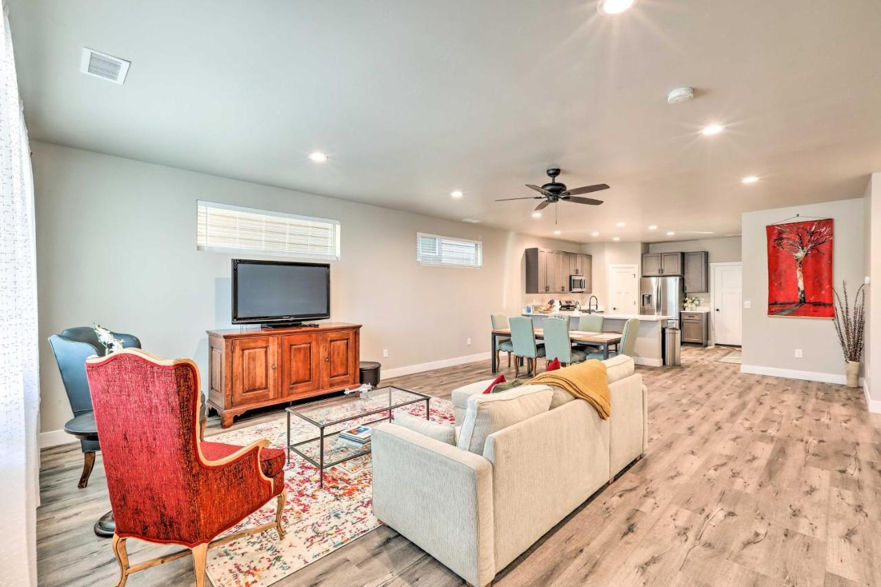 Modern Flagstaff Home, 4 Mi To Downtown! Exterior photo