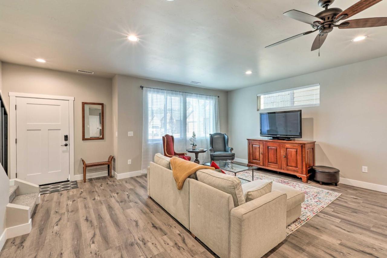 Modern Flagstaff Home, 4 Mi To Downtown! Exterior photo
